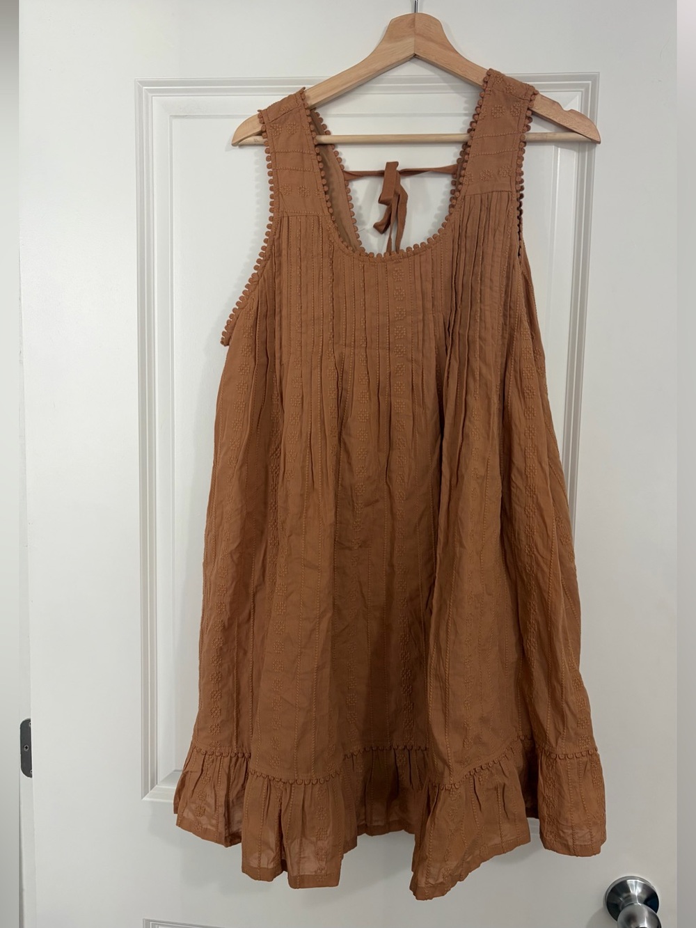 NWT tan pleated dress
